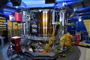 european space module with flexible heaters